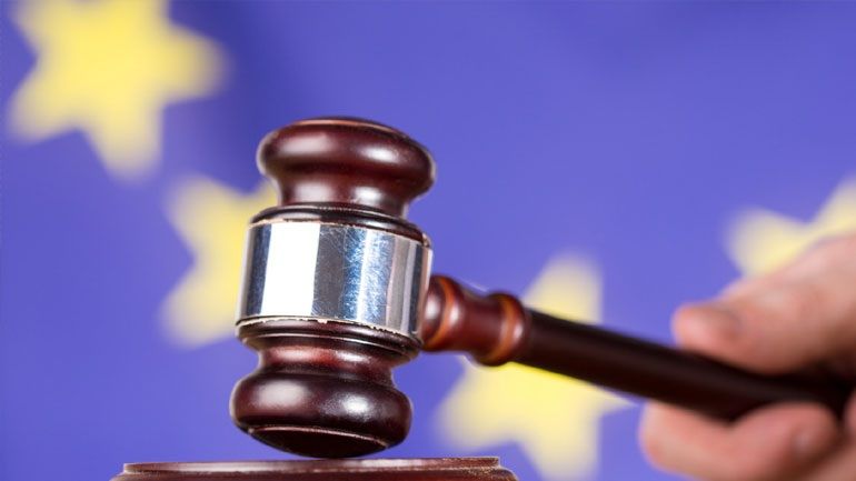 Απειλή για παραπομπή στο Ευρωπαϊκό Δικαστήριο 19 χωρών για τη μη υιοθέτηση της οδηγίας για τα φθηνότερα δίκτυα