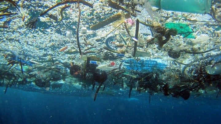 Οι επιστήμονες κρούουν τον κώδωνα του κινδύνου - Η Μεσόγειος κινδυνεύει από τα πλαστικά