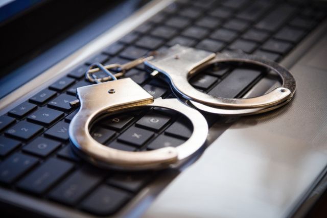 Συνελήφθη ημεδαπός για πορνογραφία ανηλίκων, μέσω διαδικτύου 