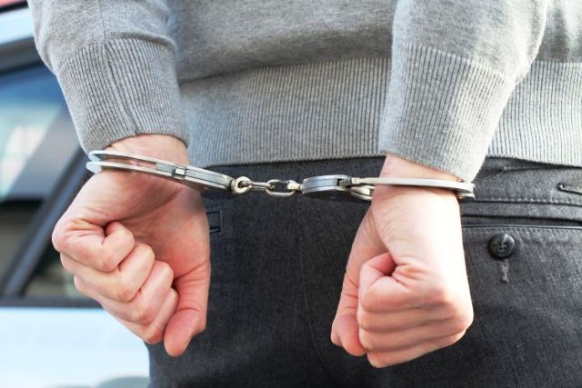Συνελήφθη 21χρονος για διαρρήξεις καταστημάτων ΟΠΑΠ στον Άλιμο