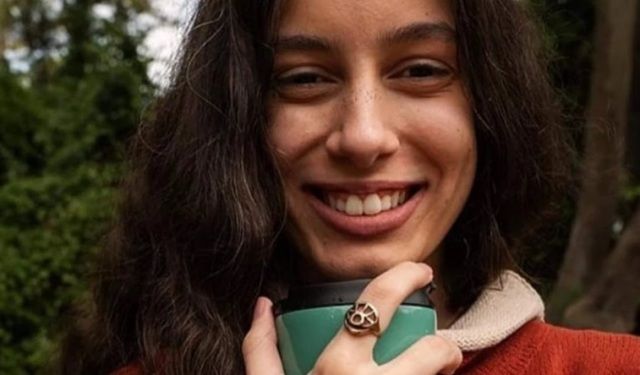 Ορσαλία Ρόγκα: Έφυγε από τη ζωή η 25χρονη ηθοποιός (Το αντίο του θεάτρου Τέχνης Κάρολος Κουν)