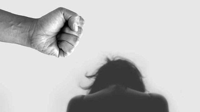 Ενδοοικογενειακή βία: 6.000 καταγγελίες το Α. εξάμηνο του 2023