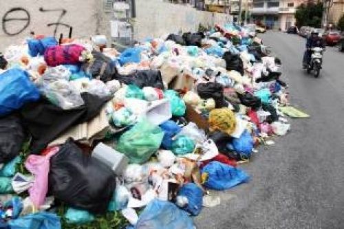 Βαρύ το φορτίο των απορριμμάτων για τους δήμους