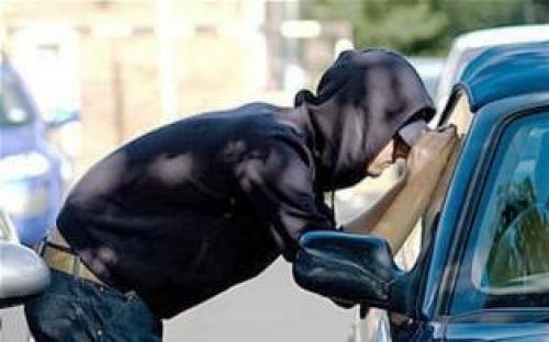 Συνελήφθη 29χρονος υπήκοος Γεωργίας για κλοπές από αυτοκίνητα στον Άλιμο και στον Άγιο Δημήτριο