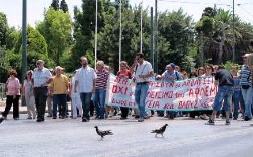 Εργαζόμενοι Αμ. Φλέμιγκ: Οι ανάγκες του λαού στην περίθαλψη είναι εκρηκτικές και το νοσοκομείο φυτοζωεί