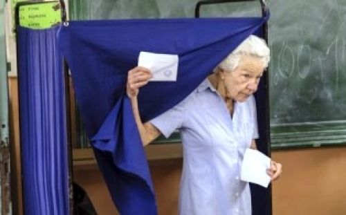 Τι ψήφισαν οι γύρω Δήμοι...