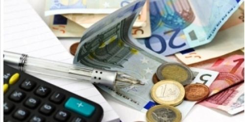 Κοροϊδία το ενιαίο Μισθολόγιο ? Εξαιρούν εργαζόμενους στις ΔΕΚΟ, ιερωμένους