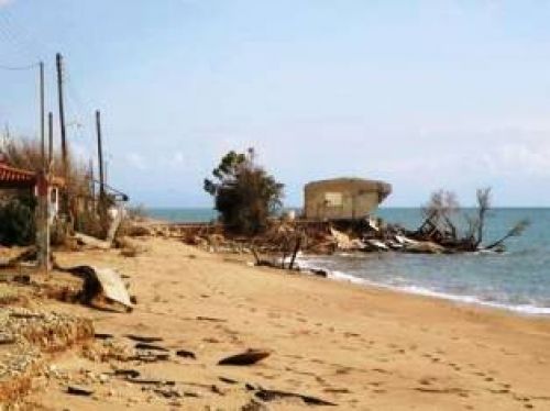 Στραβός είναι ο γιαλός ή στραβά αρμενίζουμε