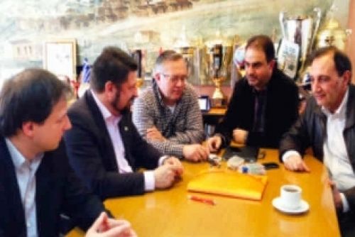Κοινή απόφαση Δ. Βύρωνα: Δεν παραδίδουμε τα κτήρια του ΕΟΠΥΥ