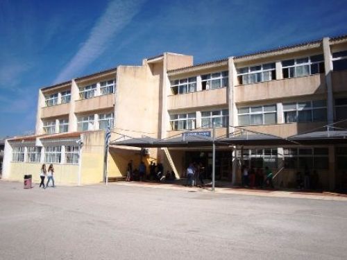 Έβαψαν το σχολείο τους στην κατάληψη