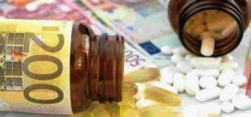 Ακόμα και οι ασφαλισμένοι καρκινοπαθείς βάζουν το χέρι στη τσέπη για τα φάρμακα τους