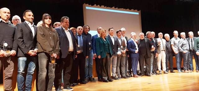 Δήμος Ηλιούπολης: Με μεγάλη επιτυχία η εκδήλωση βράβευσης προπονητών από την ΠΟΠΑ 