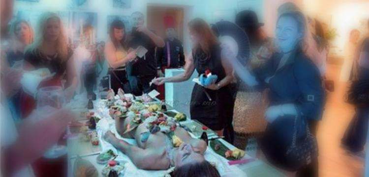 ΛΕΜΕΣΟΣ: Οι κοσμικές κυρίες τρώνε sushi σε ζωντανή πιατέλα! 