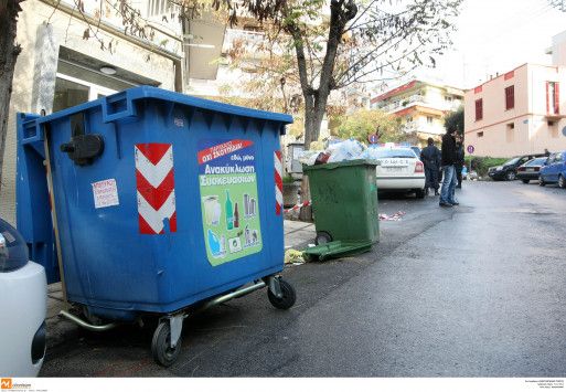 Πτώμα σε κάδο σκουπιδιών στη Δάφνη