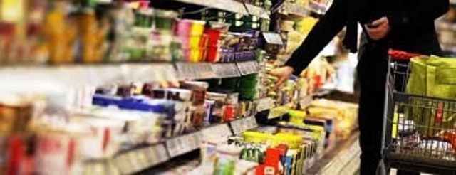 Η κυβέρνηση «ανατινάσσει» το κανονιστικό πλαίσιο για τα τρόφιμα (του Γιώργου Μουργή)