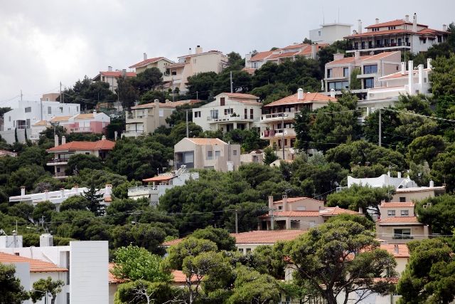 Αναδρομικό χαράτσι σε αγορές και πωλήσεις ακινήτων – Ποιοι θα πληρώσουν