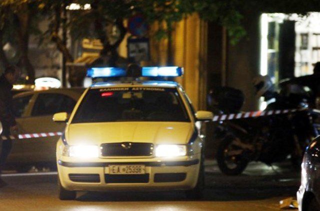 Ένοπλη συμπλοκή με ένα νεκρό στη Φωκίωνος Νέγρη