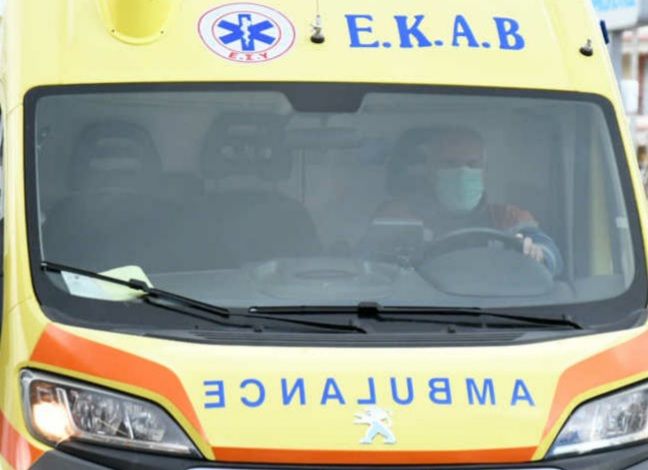 Σοβαρό τροχαίο στη λεωφόρο Κηφισού: ΙΧ έριξε κολώνα της ΔΕΗ -  Δύο τραυματίες