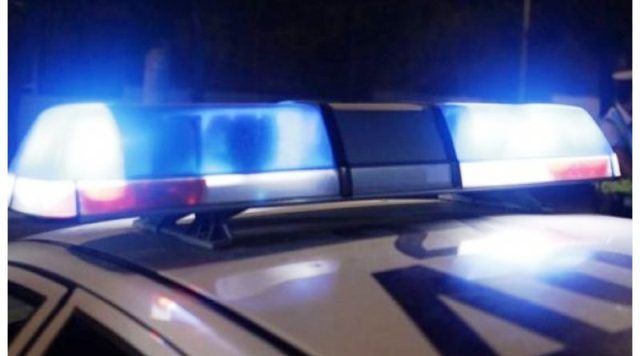 Διαρρήκτης τράκαρε με περιπολικό στην Ηλιούπολη
