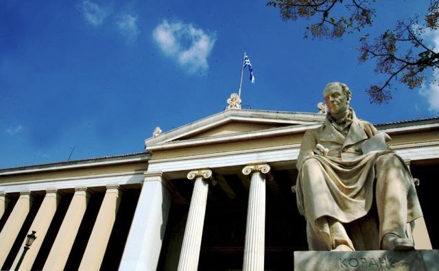 Παιδεία: ένας απο τους πιο βασικούς πυλώνες στη χώρα μας! (του Ιωάννη Σακκά)
