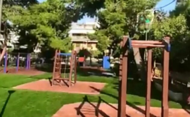 Εγκαίνια ανακαινισμένης παιδικής χαράς, στην Πλατεία Βεάκη.