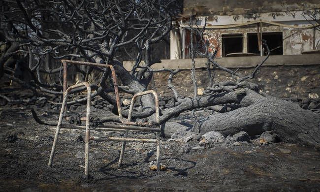 Μάτι: Στους 100 οι νεκροί, υπέκυψε 73χρονος