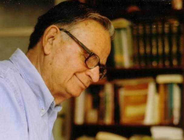 Έφυγε ο Δάσκαλος Σαράντος Καργάκος