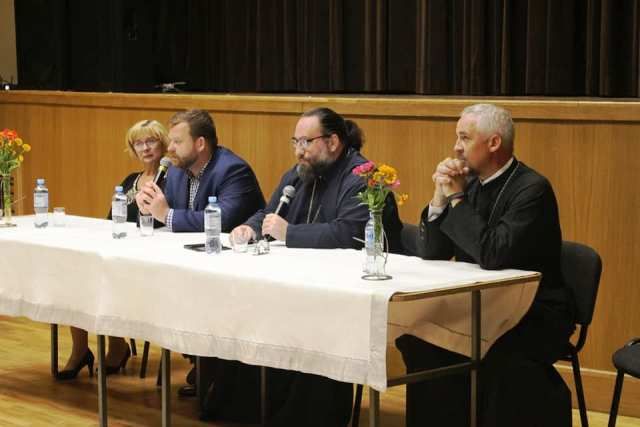 Ομιλία του Αρχιμανδρίτη Σεραφείμ Δημητρίου στην Πολωνία : «Η Ορθοδοξία στην Οικολογία»