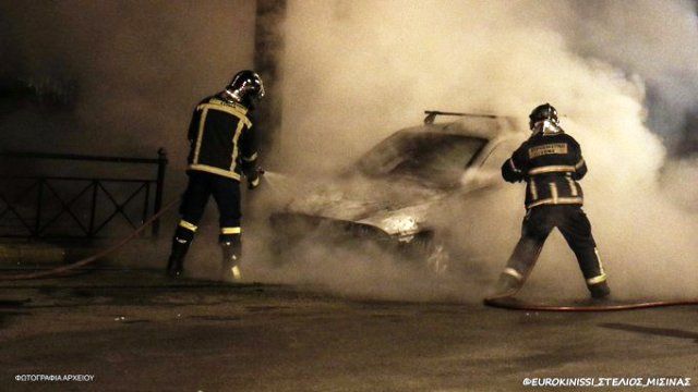 Πυρκαγιά σε αυτοκίνητο στο Παλαιό Φάληρο
