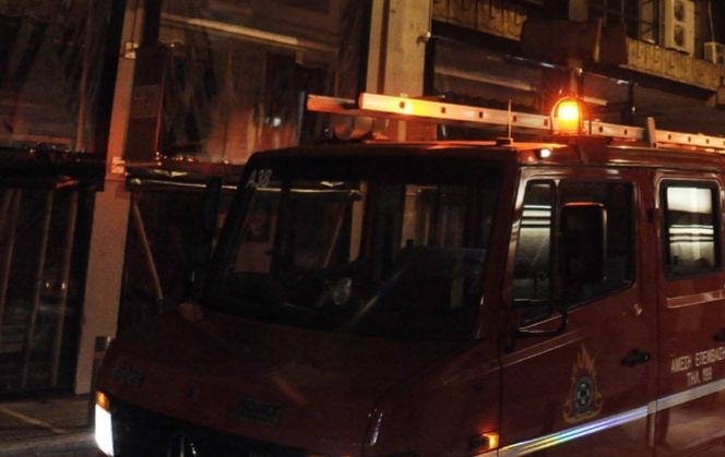 Επίθεση με γκαζάκια σε είσοδο πολυκατοικίας στο Χαλάνδρι