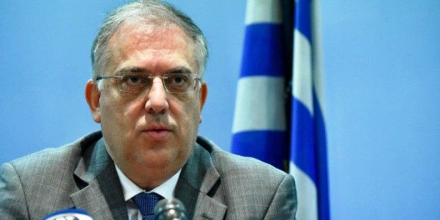 Δημόσιο: Υποχρεωτική η χρήση μάσκας για όλους τους υπαλλήλους - Τι ισχύει για το κοινό