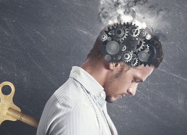 ''Στο δημοτικό μαθαίνουμε να διαβάζουμε...'' (Αναστάσιος Πολυχρονόπουλος  μαθητής λυκείου - μέσω του Ι.Ν. Αγίας Μαρίνης Ηλιουπόλεως)