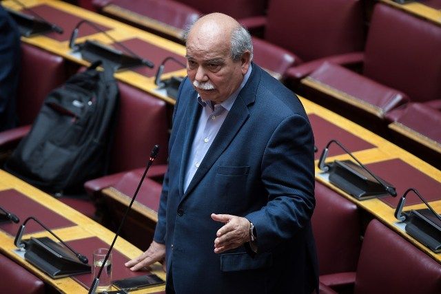 Ημιπιτσιρικάς ετών 35...(Γιώργος Τζεδάκις)