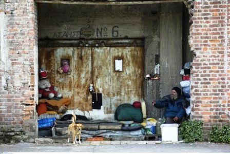 Όταν πεινάς, η κλοπή δεν είναι αδίκημα...