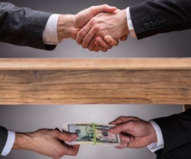 Στη μαύρη τρύπα της διαφθοράς (9 Δεκεμβρίου Παγκόσμια Ημέρα κατά της Διαφθοράς)