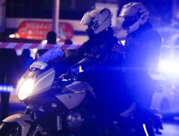 Ηλιούπολη: Συνέλαβαν ανήλικους για ληστείες σε Άλιμο και Ελληνικό