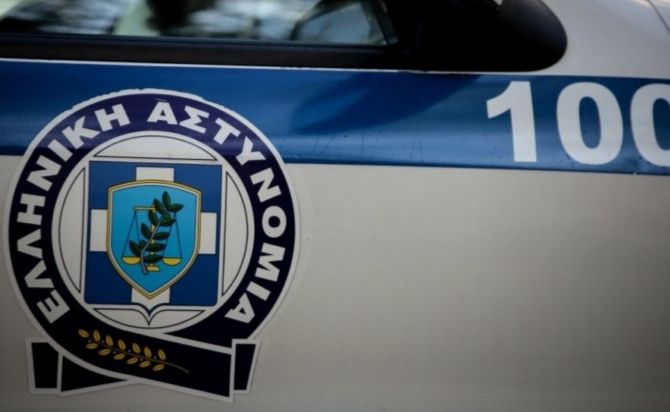 Ηλιούπολη: Διέρρηξαν κατάστημα με κινητά - Δεν έμεινε ούτε μία συσκευή