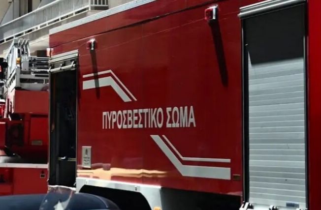 Ελληνικό: Φωτιά σε γκαράζ τριώροφης πολυκατοικίας