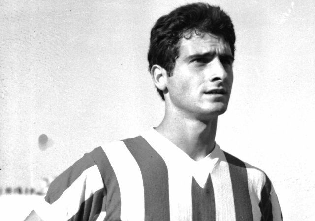 Πέθανε ο Βασίλης Μποτίνος - Θρήνος στον Ολυμπιακό