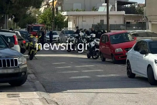 Γλυφάδα: Άνδρας αυτοπυροβολήθηκε μετά από καβγά με τη γυναίκα του στην είσοδο πολυκατοικίας