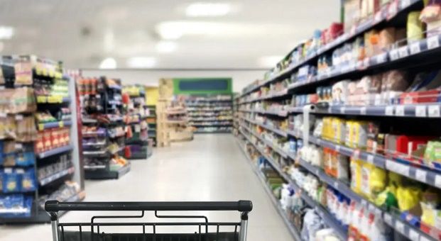 Πρόστιμα άνω των 2,2 εκατ. ευρώ στα σούπερ μάρκετ Σκλαβενίτη και Lidl