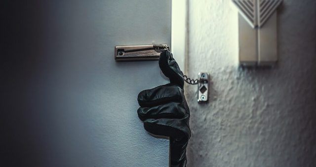 Συνεχίζεται το μπαράζ διαρρήξεων στην Ηλιούπολη