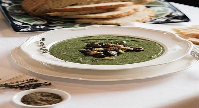 Η συνταγή της ημέρας, Σάββατο 11 Απριλίου 2026: ''Χορτόσουπα περαστή με συκωταριά στο τηγάνι για το βράδυ της Ανάστασης''