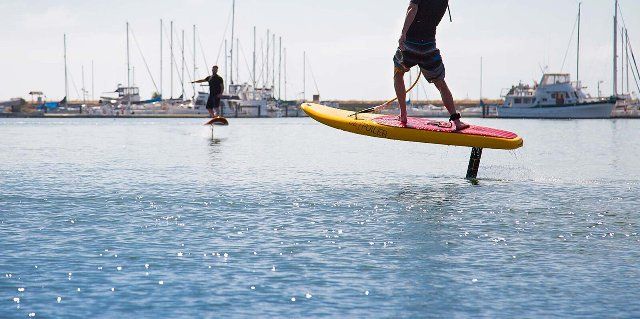 Στο Παίδων 14χρονος που τραυματίστηκε με ''flight surfboard'' στη θαλάσσια περιοχή της Βουλιαγμένης.