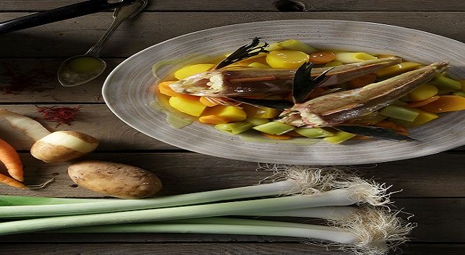 Η συνταγή της ημέρας, Δευτέρα 22 Δεκεμβρίου 2025: ''Καπόνια με πράσα, πατάτες και κρόκο Κοζάνης''