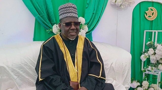 LATIF - ΜΕΓΑΛΟ ΚΑΙ  ΣΗΜΑΝΤΙΚΟ ΜΕΝΤΙΟΥΜ ΚΑΙ ΠΝΕΥΜΑΤΙΣΤΗΣ!