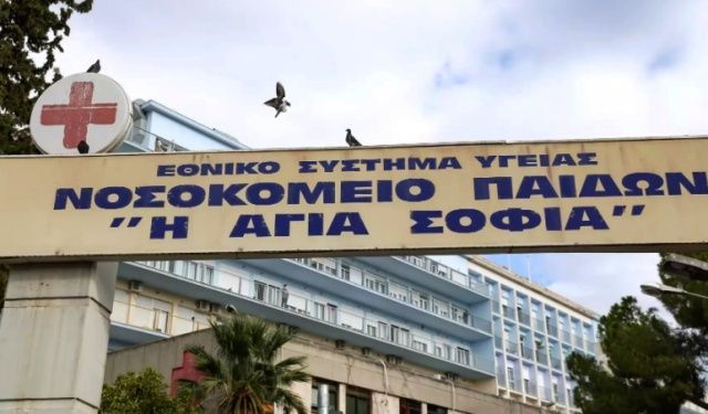 ''Θερίζει'' στα παιδιά ο ιός RSV, γεμάτες οι ΜΕΘ – Περισσότερες από ποτέ και οι πνευμονίες ενώ οι γονείς δε βρίσκουν φάρμακα