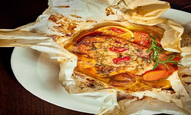 Η συνταγή της ημέρας, Σάββατο 13 Δεκεμβρίου 2025: ''Πάπια στη λαδόκολλα με κάστανα, κονιάκ και πορτοκάλι''