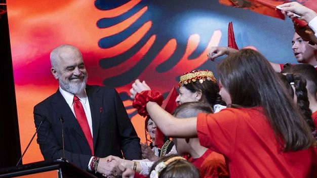 Θρίαμβος του Έντι Ράμα στις Αλβανικές Εκλογές
