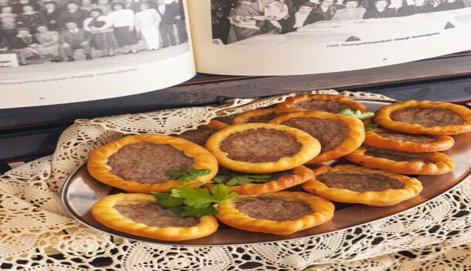 Η συνταγή της ημέρας, Πέμπτη 20 Νοεμβρίου 2025: ''Σεμσέκ, αρμένικα τηγανητά πιτάκια με κιμά''